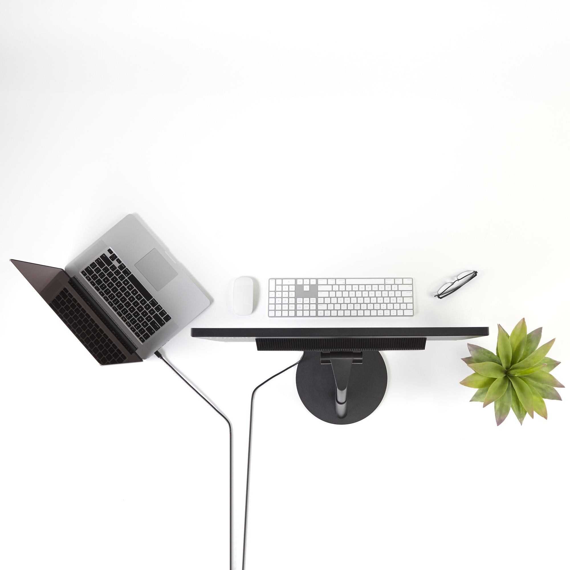 Kompatybilność z monitorami – Plug and play dla łatwego użytkowania