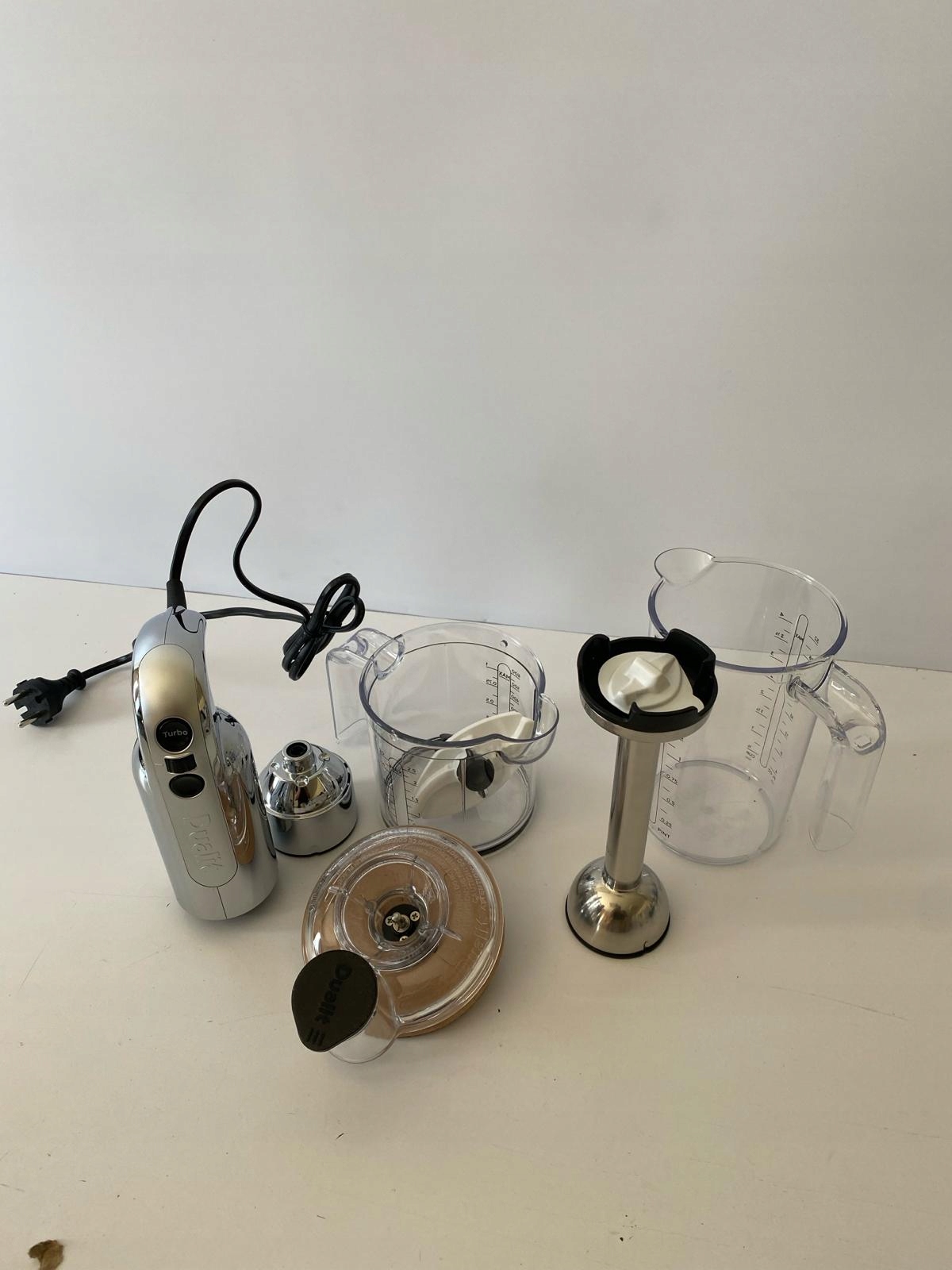 Wydajność 700 W - Moc, która ułatwia gotowanie