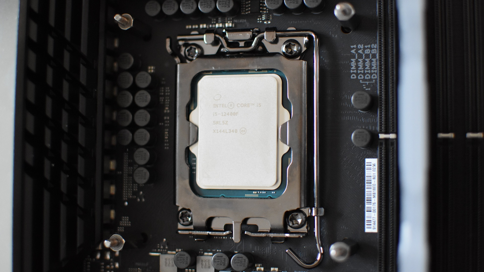 Procesor Intel Core i5-12400F – Potężna moc obliczeniowa