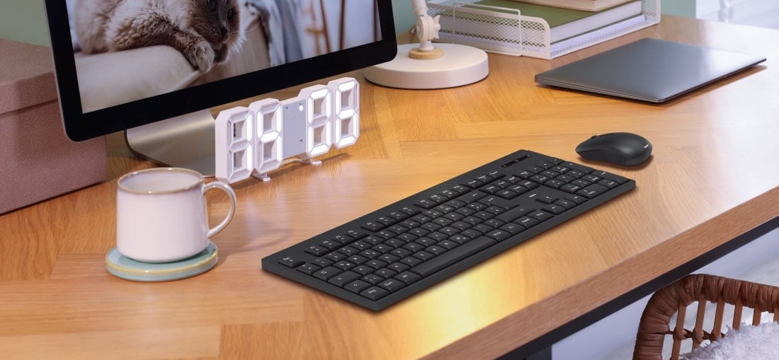 Zestaw bezprzewodowy z klawiaturą i myszą o zasięgu do 10 m