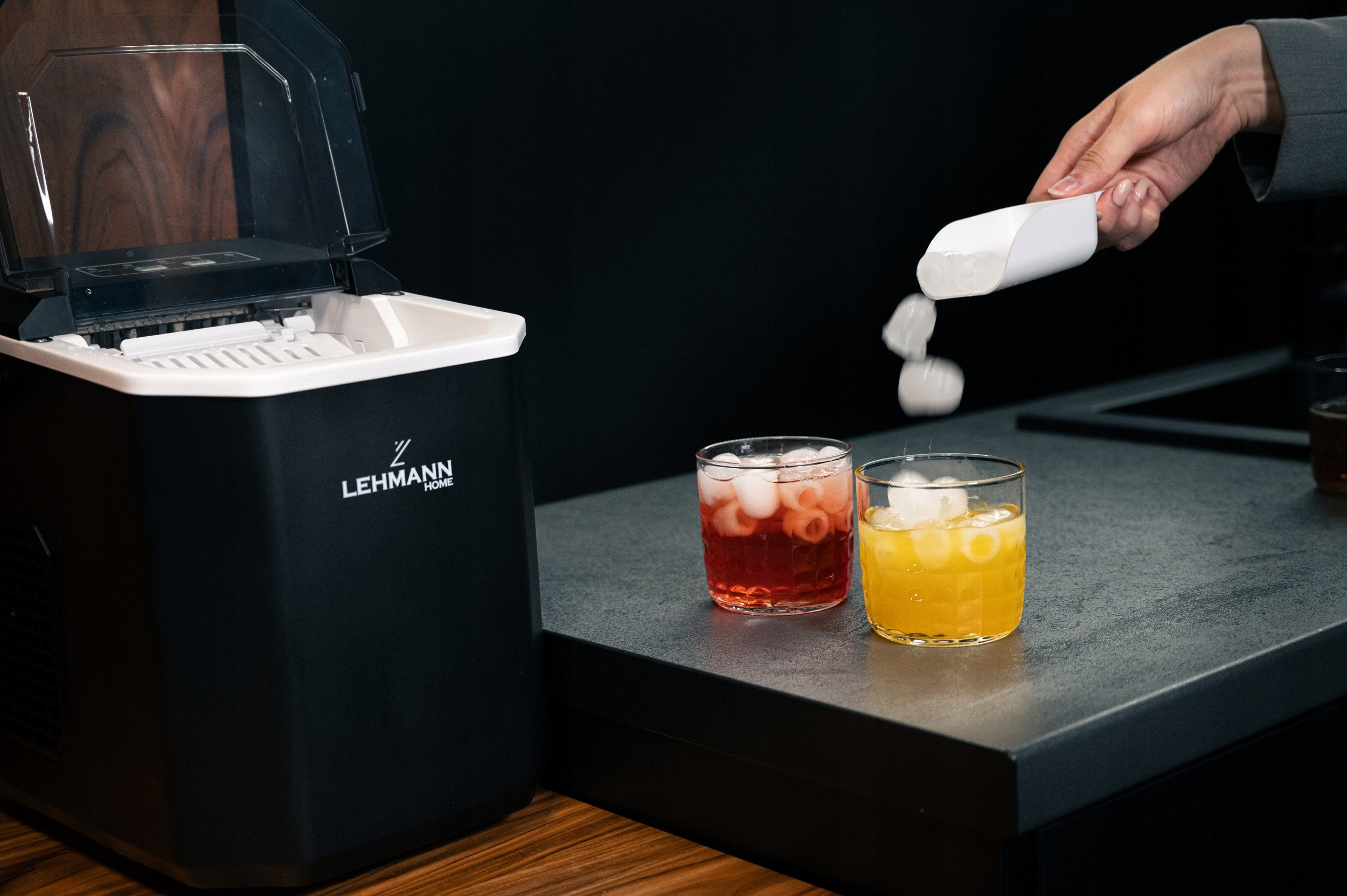 DOMOWA KOSTKARKA DO LODU MASZYNA DO KOSTEK EKSPRESOWY LÓD DO NAPOJU LEHMANN Model Lehmann Frosty