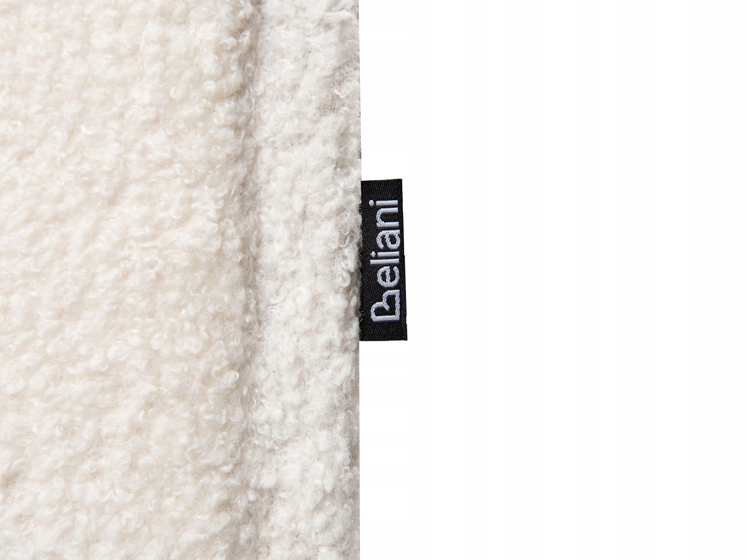 Stylowy design w jasnobeżowym kolorze