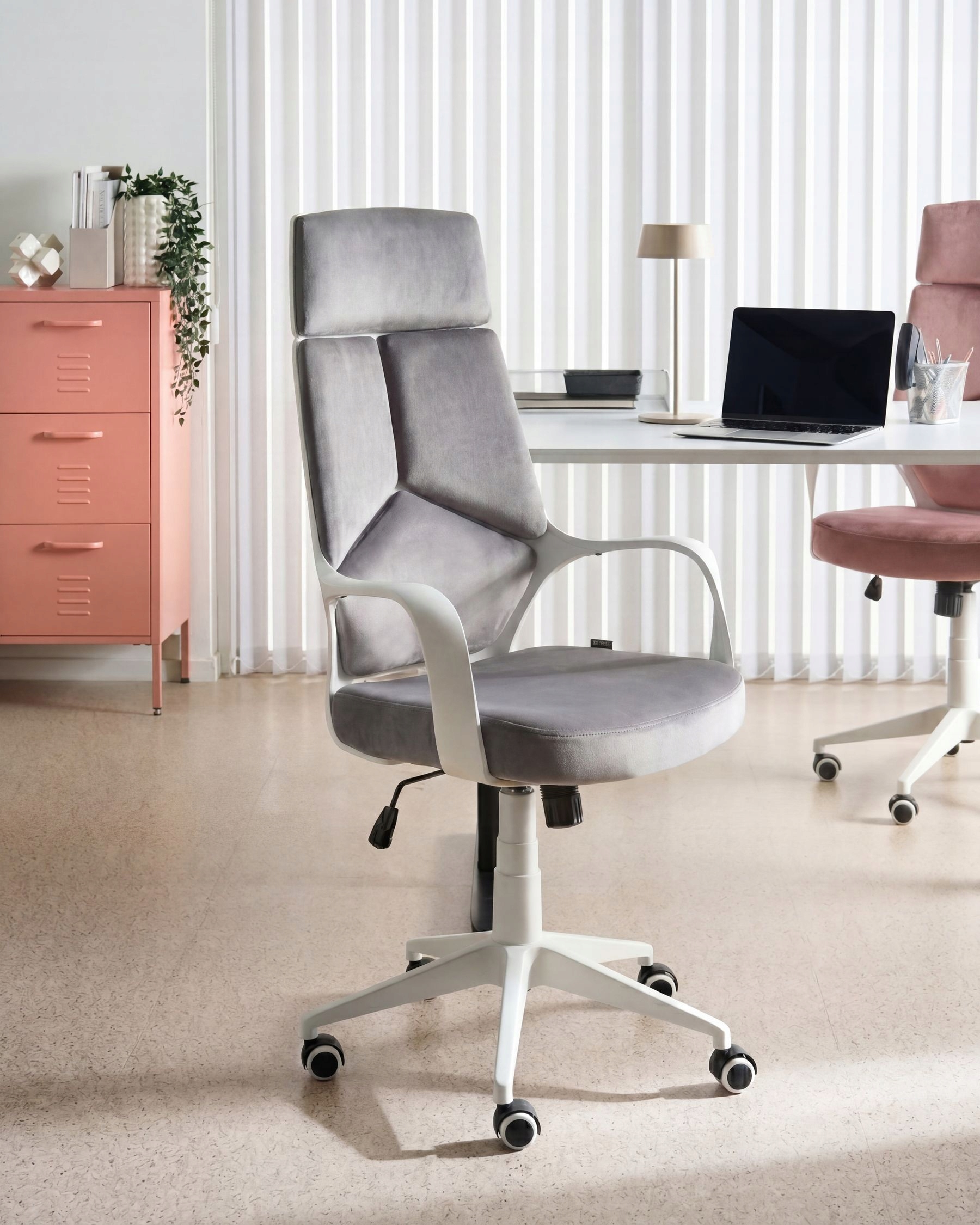 Fotel biurowy Delight Welur Szary – Komfort i nowoczesny design