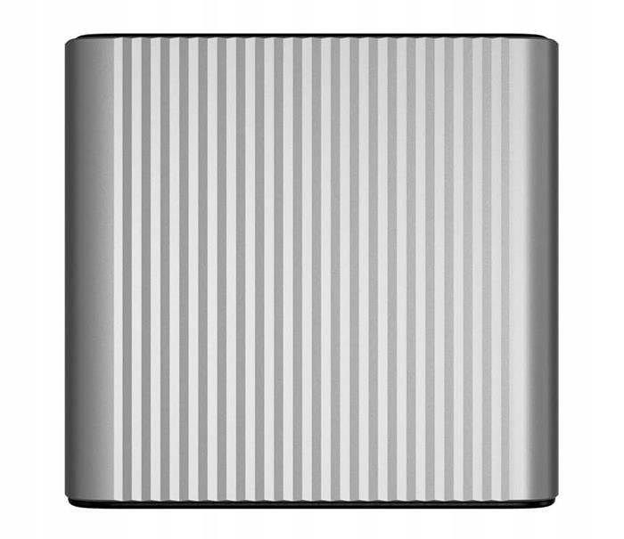 Cztery porty USB-C – Ładuj jednocześnie do czterech urządzeń