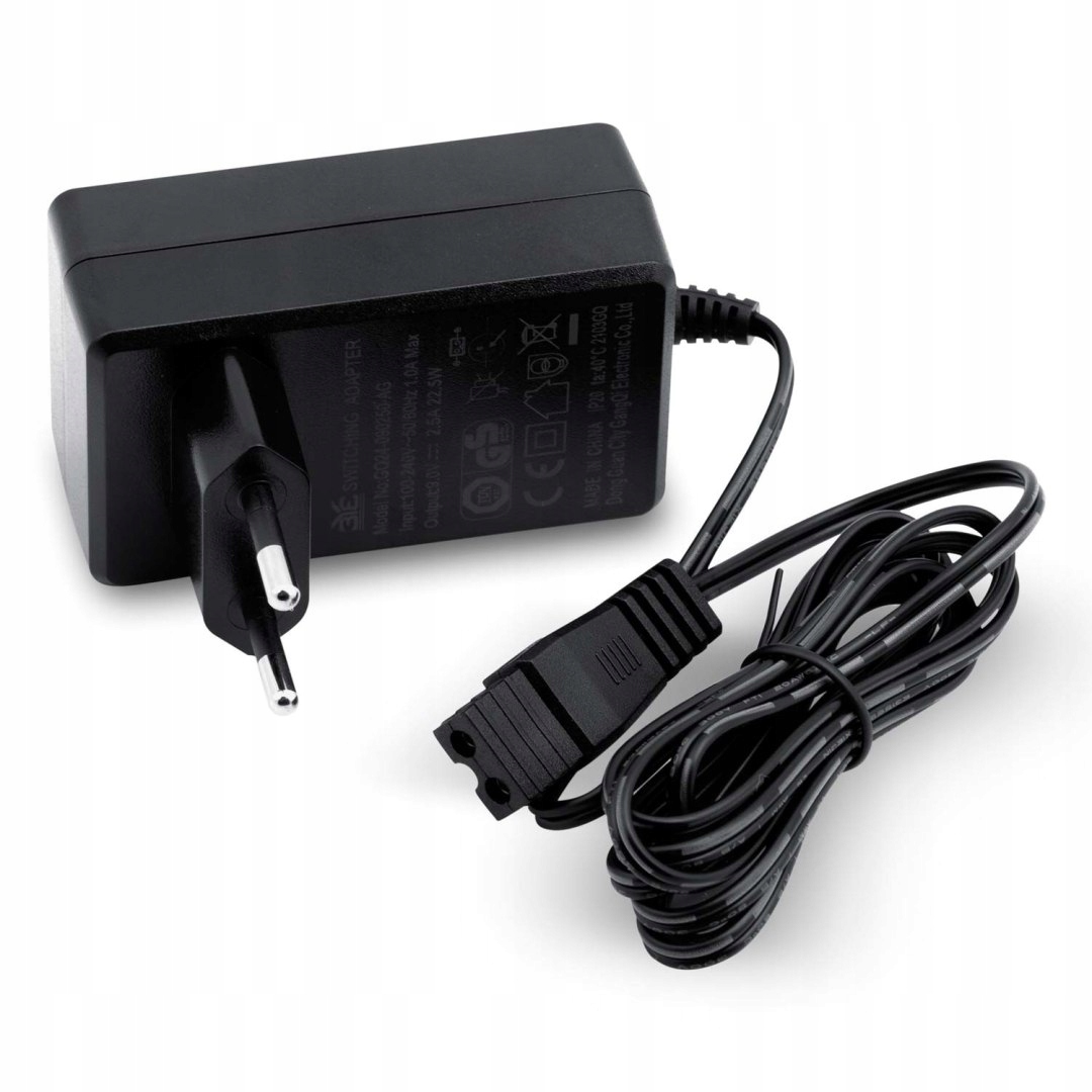 Adapter do samochodu w zestawie