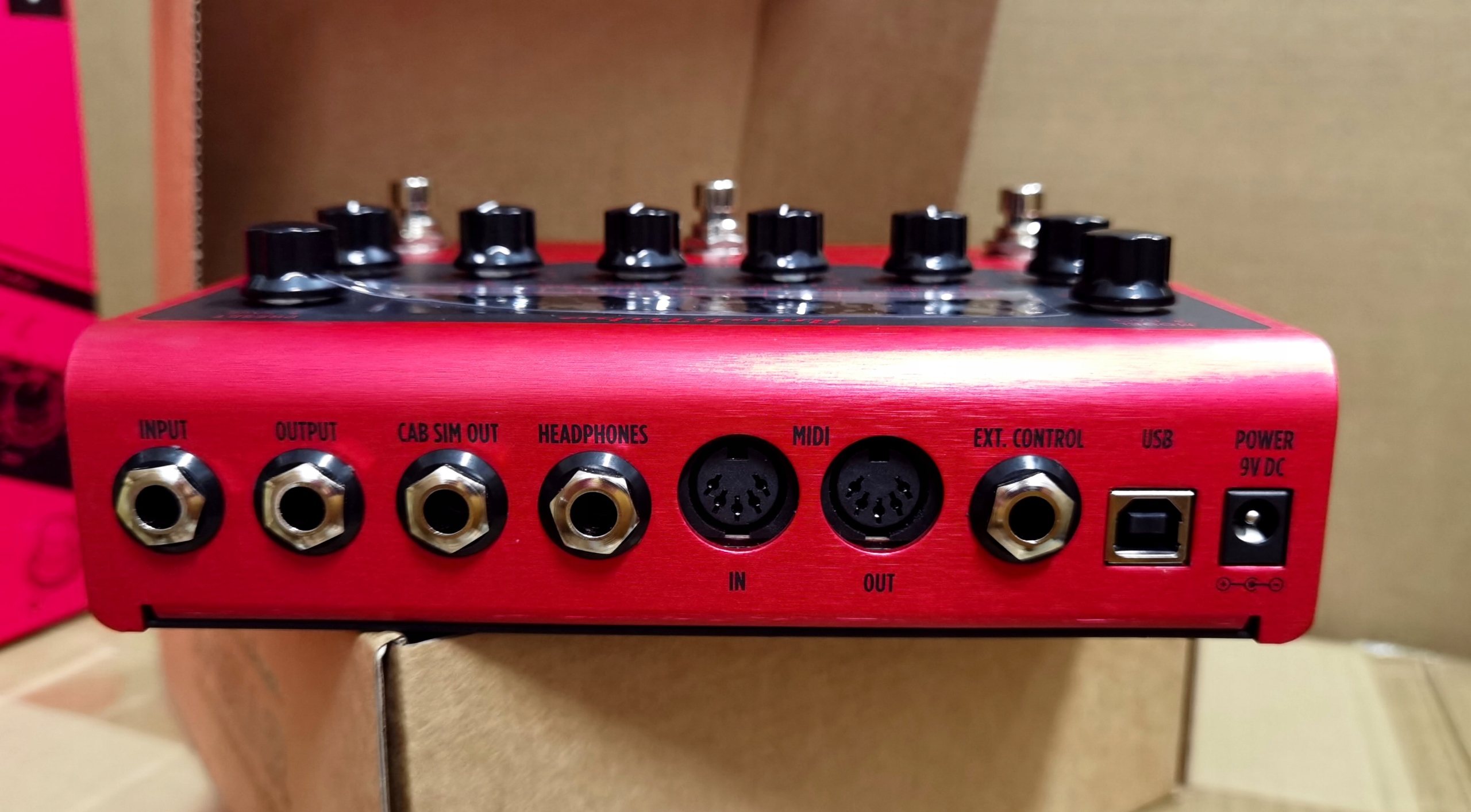 IK AmpliTube X-DRIVE – Efekt gitarowy do zniekształceń
