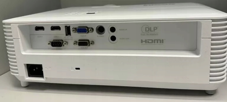 Interfejsy i porty – RS-232 oraz USB Typu-A