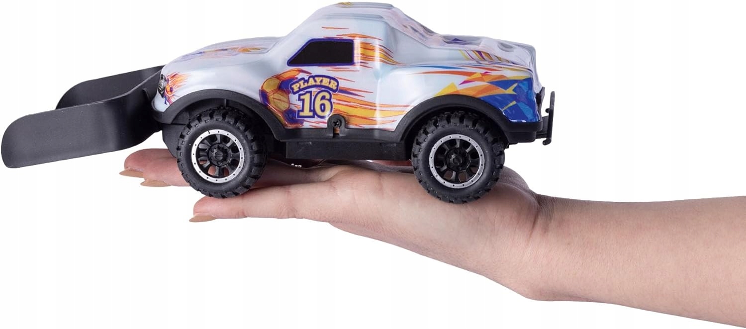 Zestaw dwóch samochodów w skali 1:22 – Idealny dla młodych sportowców