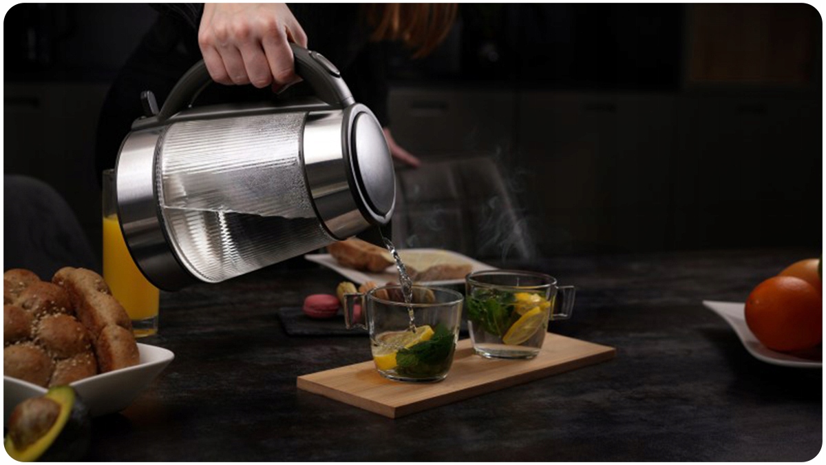 Ergonomiczny lejek dla precyzyjnego nalewania