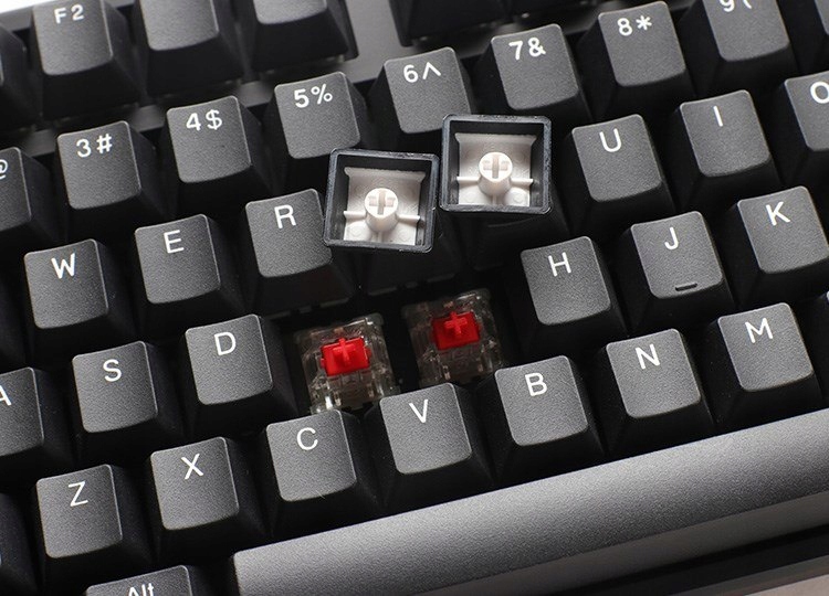 Mechaniczna klawiatura z przełącznikami Cherry MX Silent Red