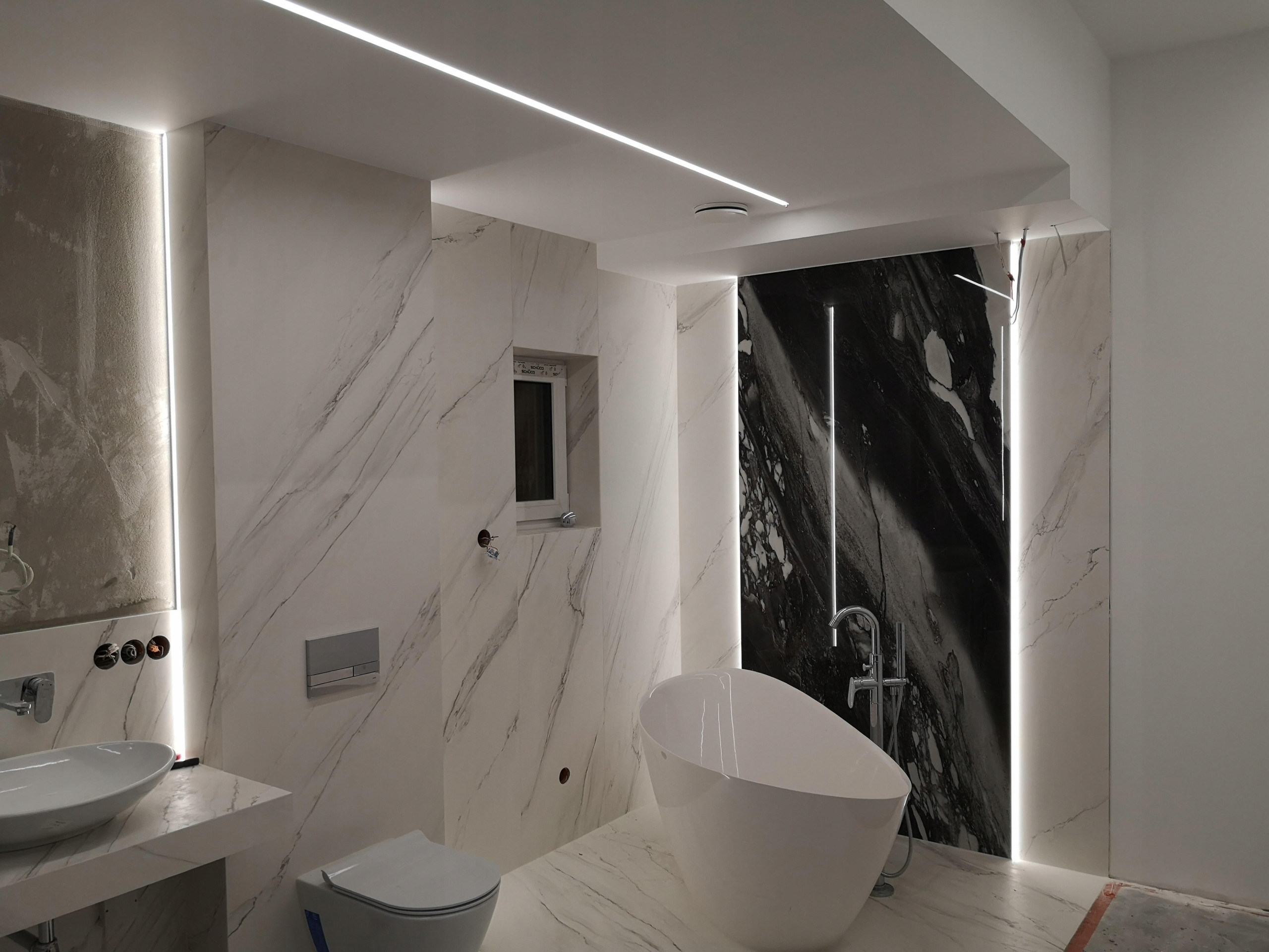 LED LABS Profil LED LUMINES Typ GAUDI Srebrny Anodowany 1m – Nowoczesne oświetlenie do Twojego wnętrza