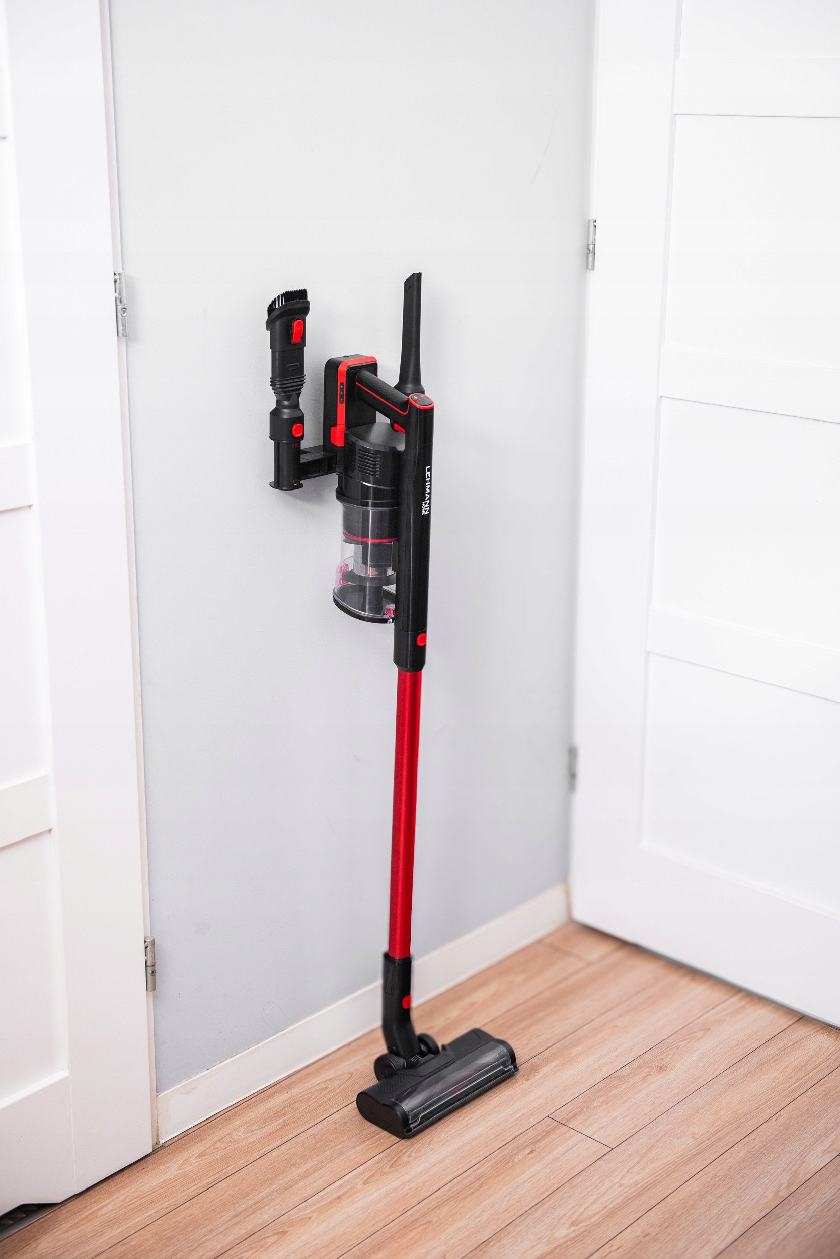 ODKURZACZ PIONOWY BEZPRZEWODOWY RĘCZNY LEHMANN BEZWORKOWY AKUMULATOROWY LED Stan opakowania oryginalne