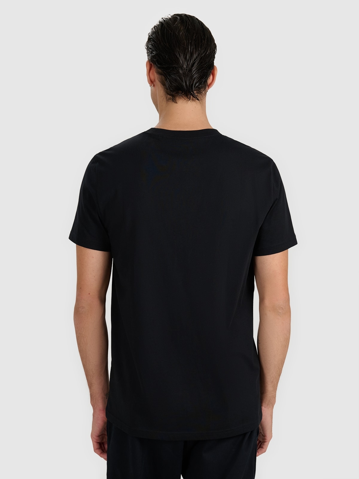 Regularny Krój – Idealne Dopasowanie dla Każdego Mężczyzny