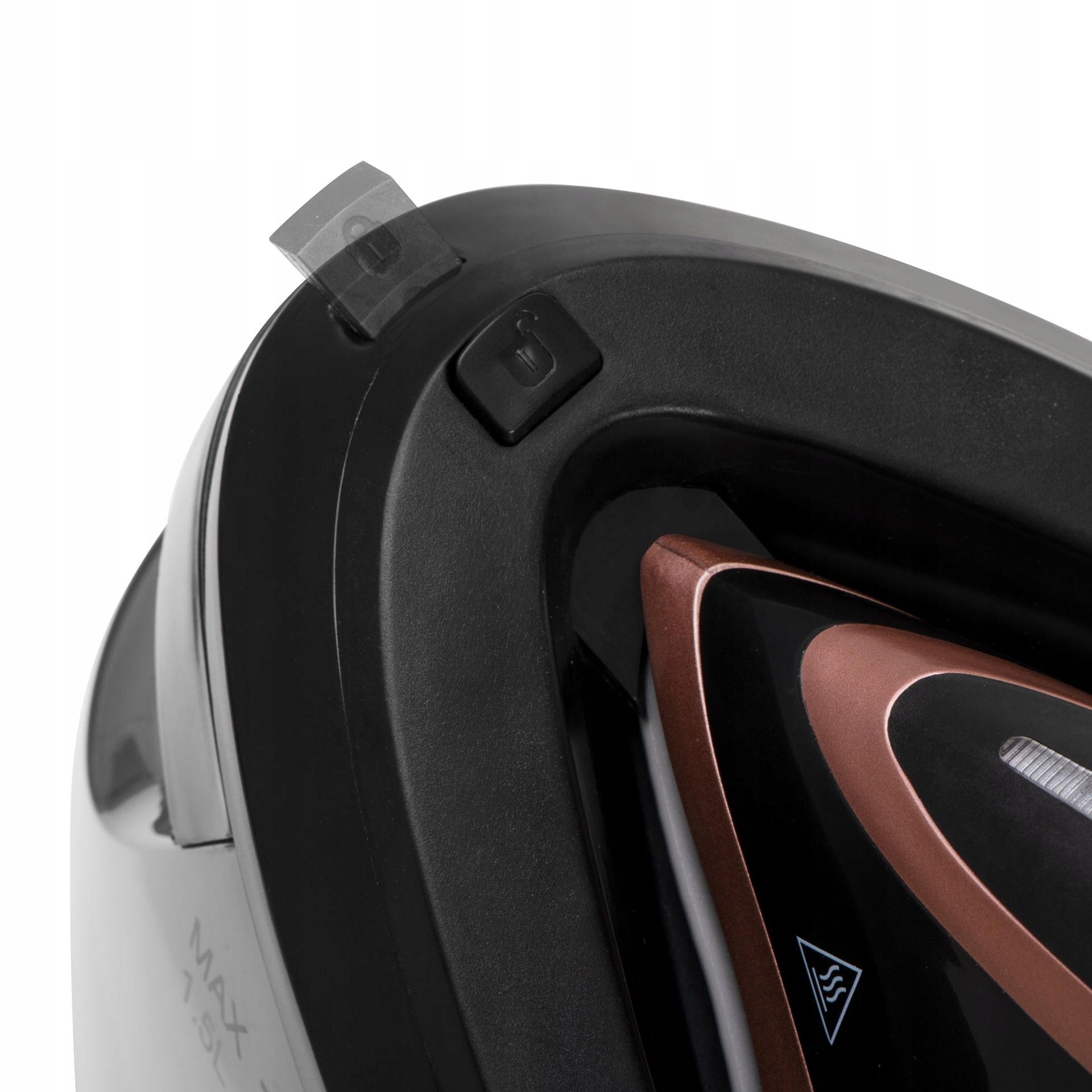 Prasowanie w pionie – Wygoda bez deski do prasowania