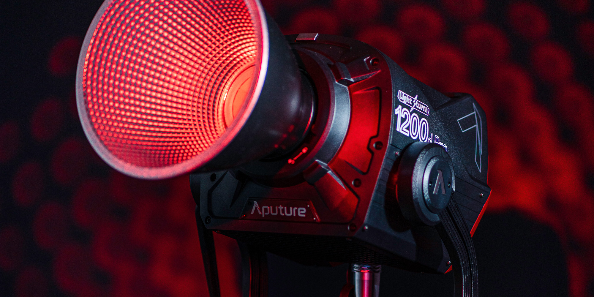 Lampa LED Aputure Light Storm LS 1200d Pro - V-mount - Precyzyjna regulacja
