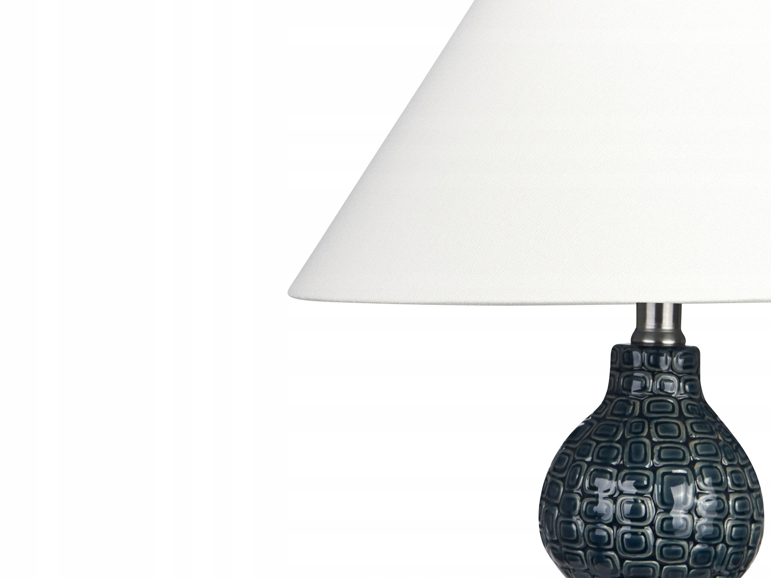 Klasyczny klosz z lnu – idealne połączenie stylów