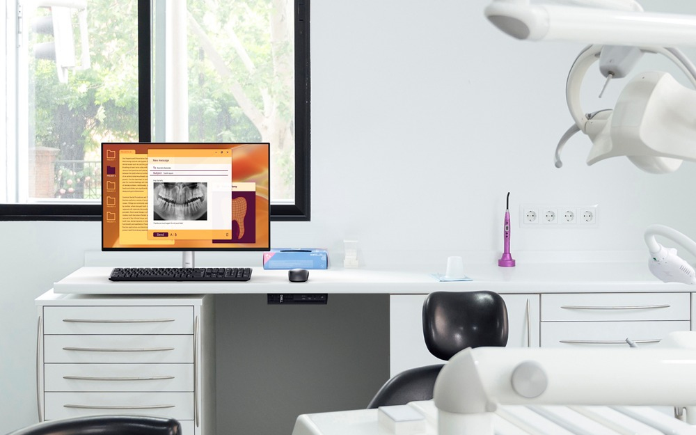 Kompatybilność z wieloma monitorami – Rozszerz swoją przestrzeń roboczą