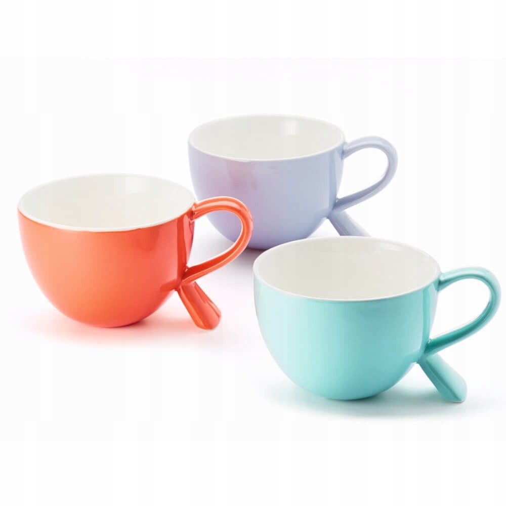 Pojemny kubek 500ml z uroczą nóżką dla narzeczonej Marka Cup&You