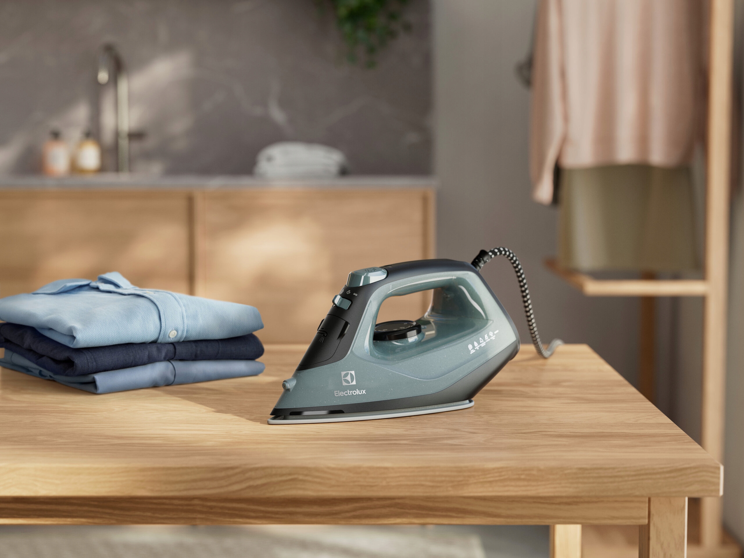Żelazko Electrolux E5SI2-6OG – Wydajność i komfort prasowania