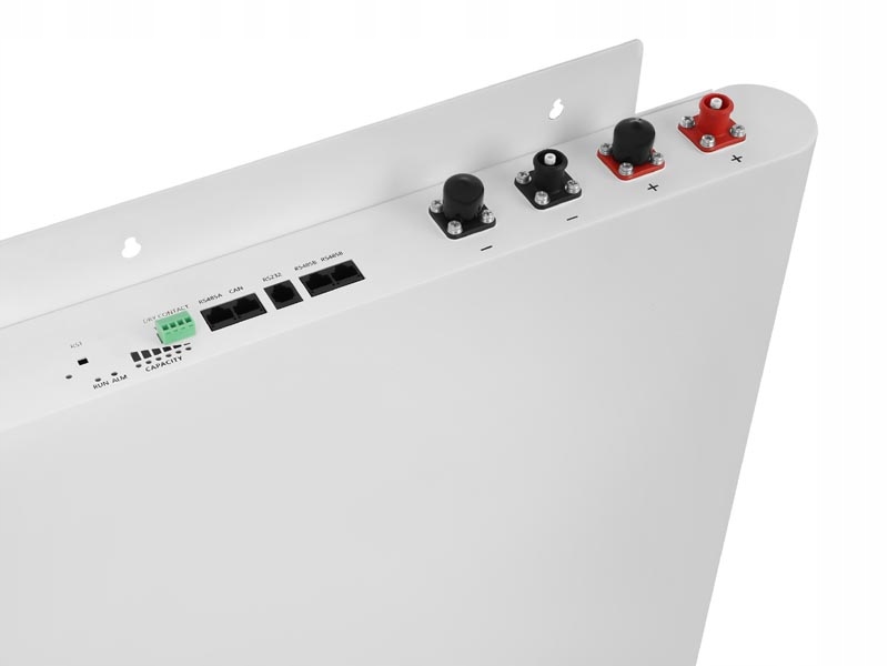 Uniwersalny bank energii z systemem BMS PRO