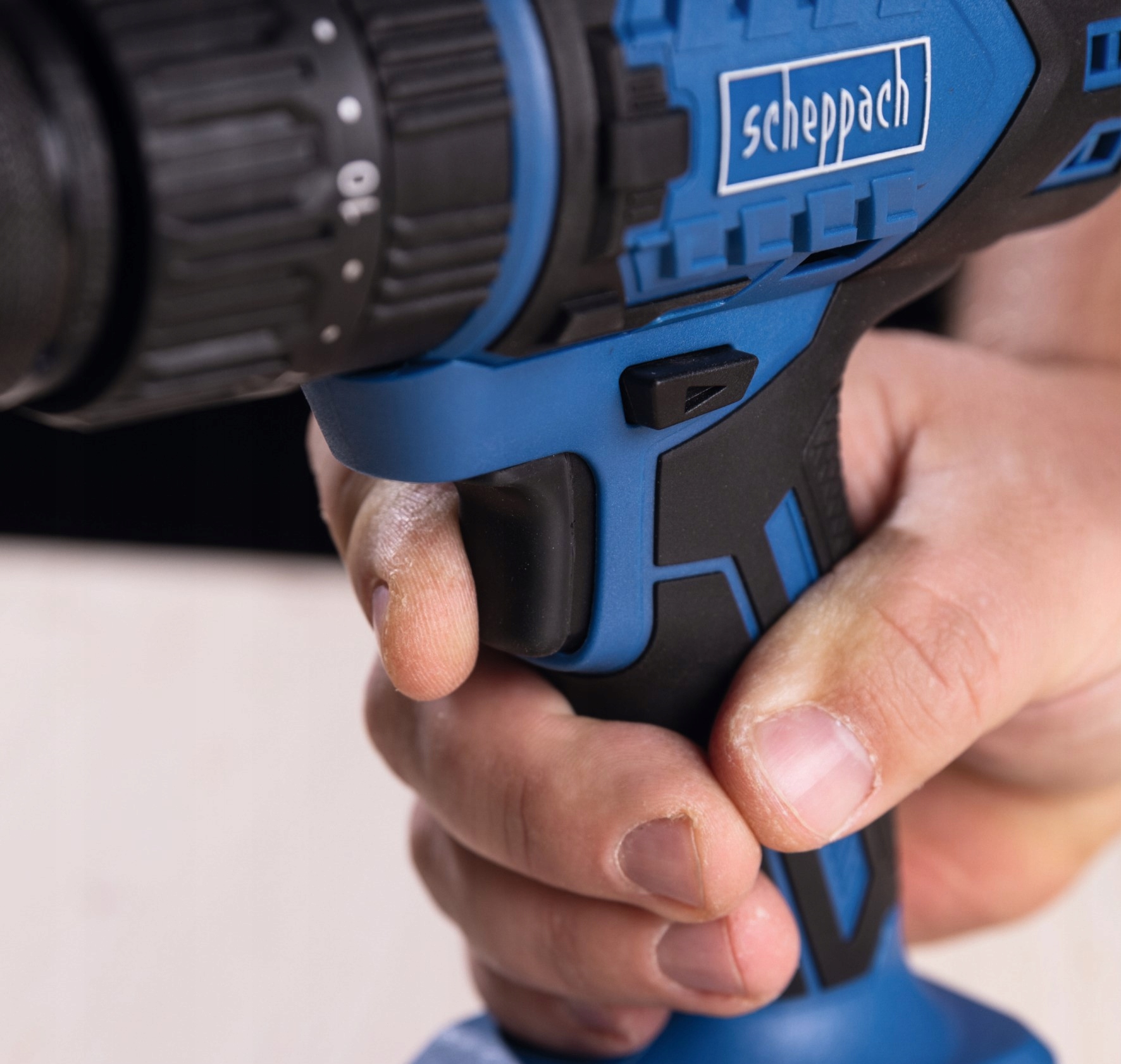 Wbudowane oświetlenie LED – praca w każdych warunkach