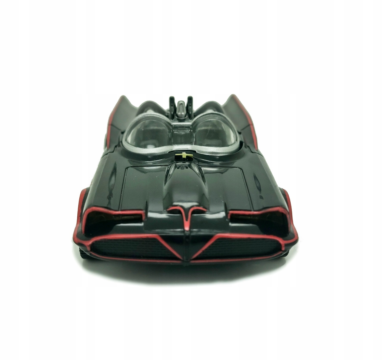 BATMOBILE MODEL 1966 ŚWIATŁO I DŹWIĘK ROAD RIPPERS Marka inna