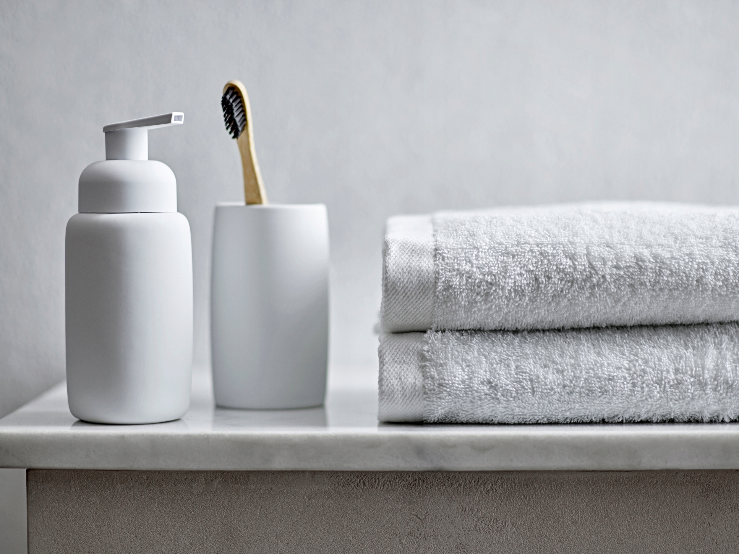 Dozownik do mydła Mono 270 ml White 976010 – Elegancja i funkcjonalność w Twojej łazience