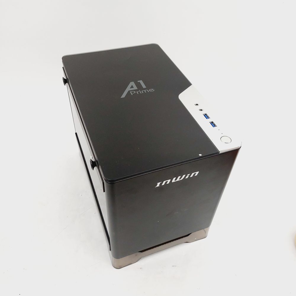 Obsługa płyt głównych Mini-ITX – Doskonałe dla małych konfiguracji