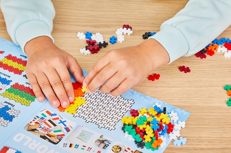 Kreatywna zabawa z flagami – rozwijaj wyobraźnię dziecka