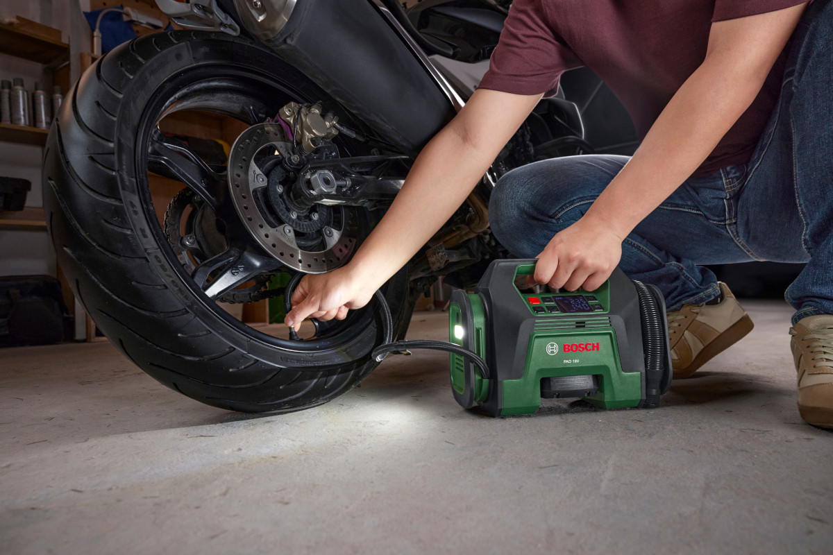 Wbudowana latarka LED – praktyczność w każdych warunkach