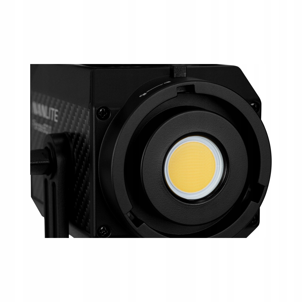 Zróżnicowane scenariusze oświetleniowe – od 2700K do 6500K