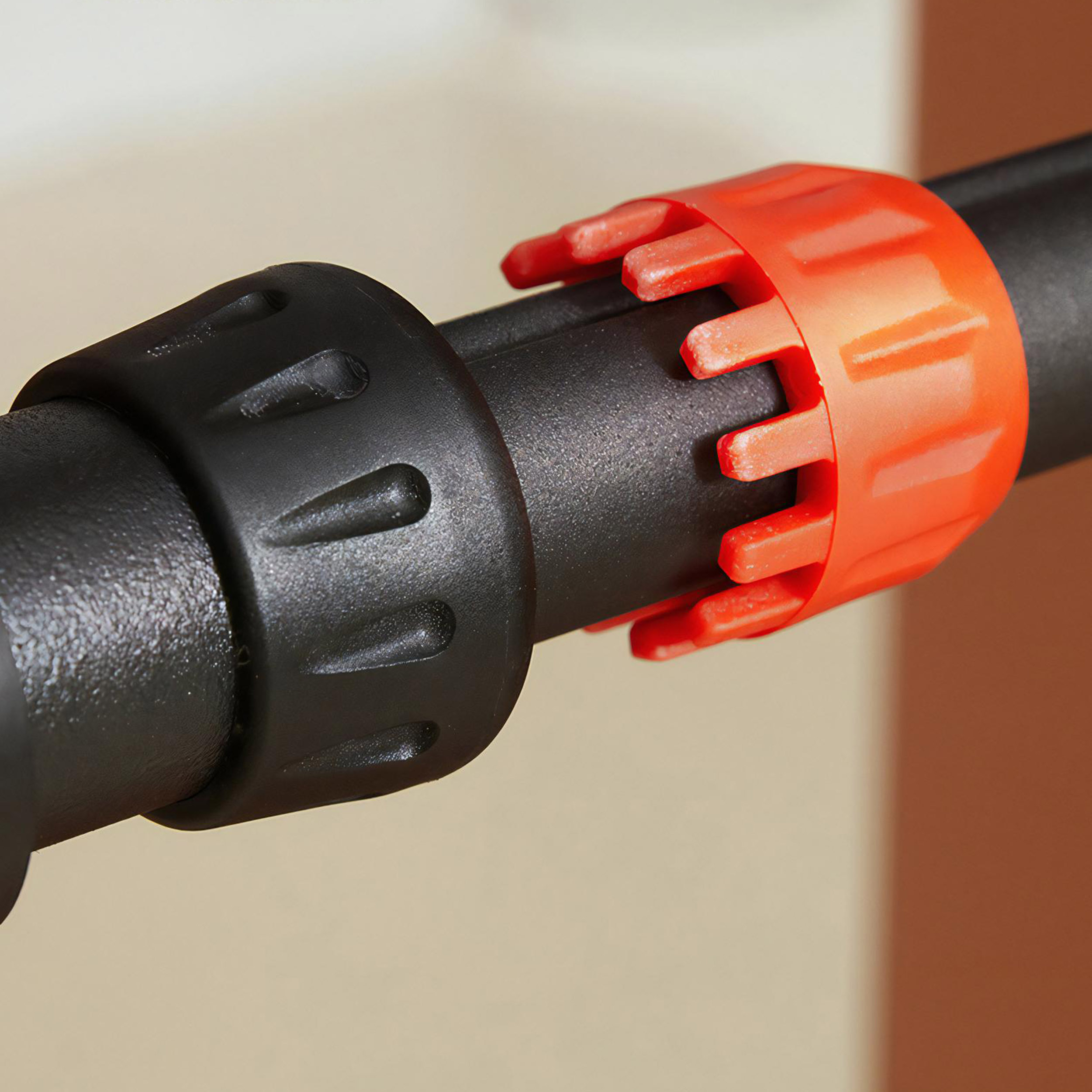 Prosty montaż – Bez wiercenia i inwazyjnych zmian