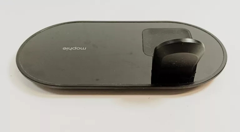 Bezprzewodowe ładowanie AirPods – Kompatybilność z etui ładującym