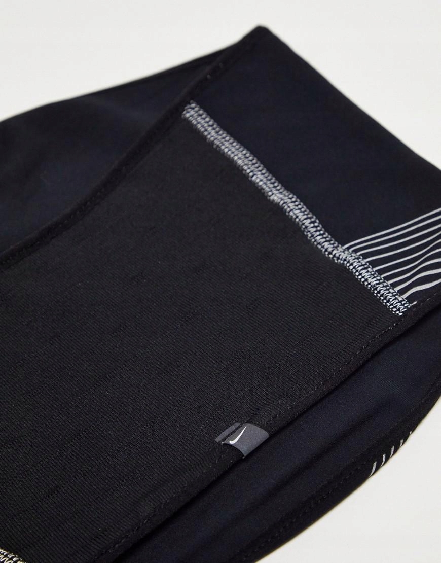 Materiał Therma Dri-Fit – Doskonała regulacja temperatury