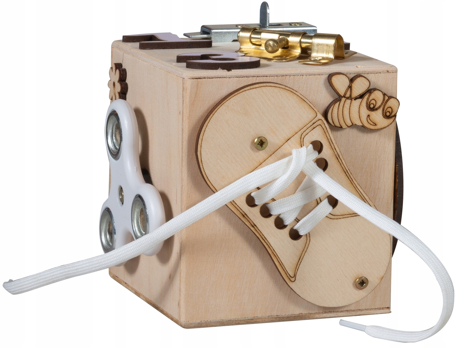 Ruchome elementy i różnorodne akcesoria