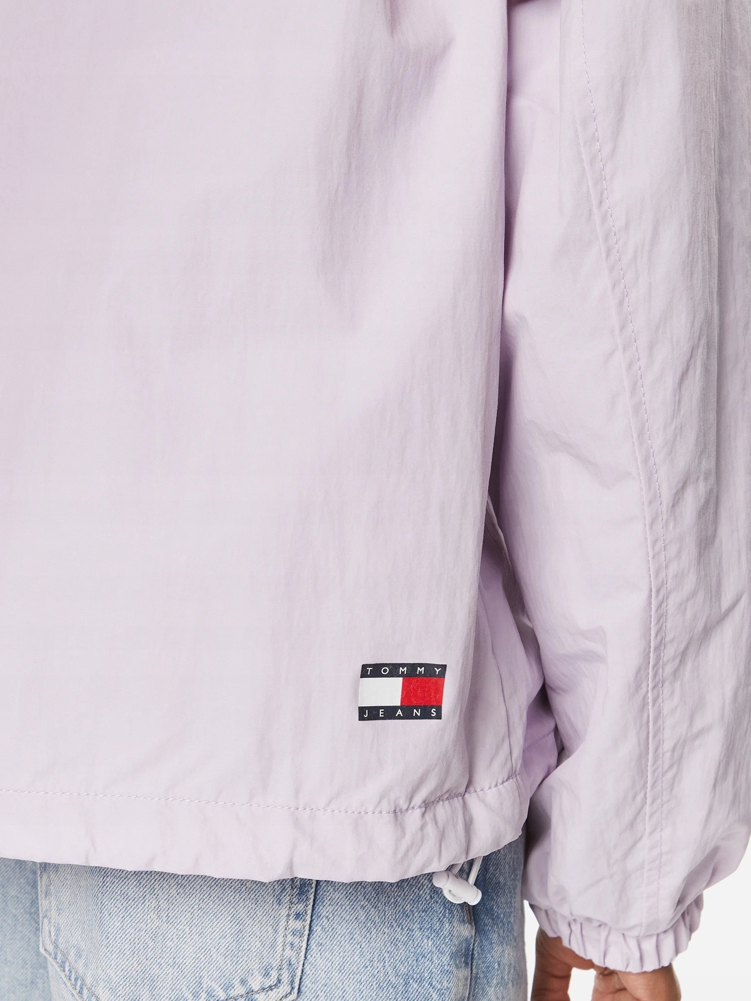 Modny fioletowy kolor i logo Tommy Jeans