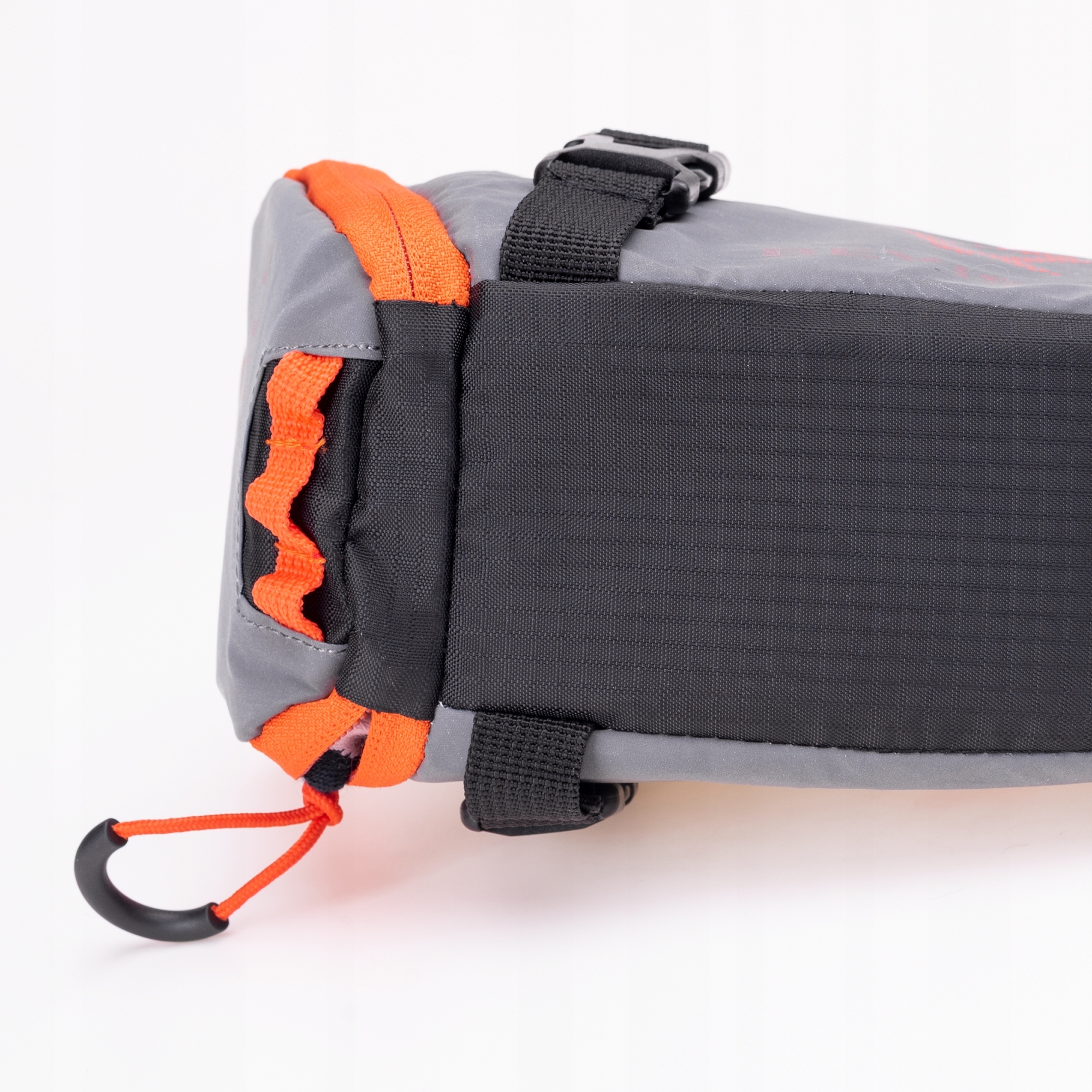 Wytrzymały materiał – Poliester dla długotrwałego użytkowania