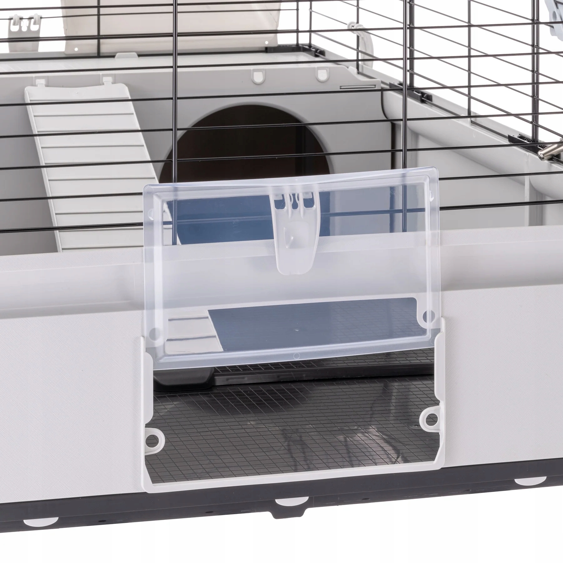 Wyposażenie klatki – Miseczka, poidełko, żłobek na siano i drabinka