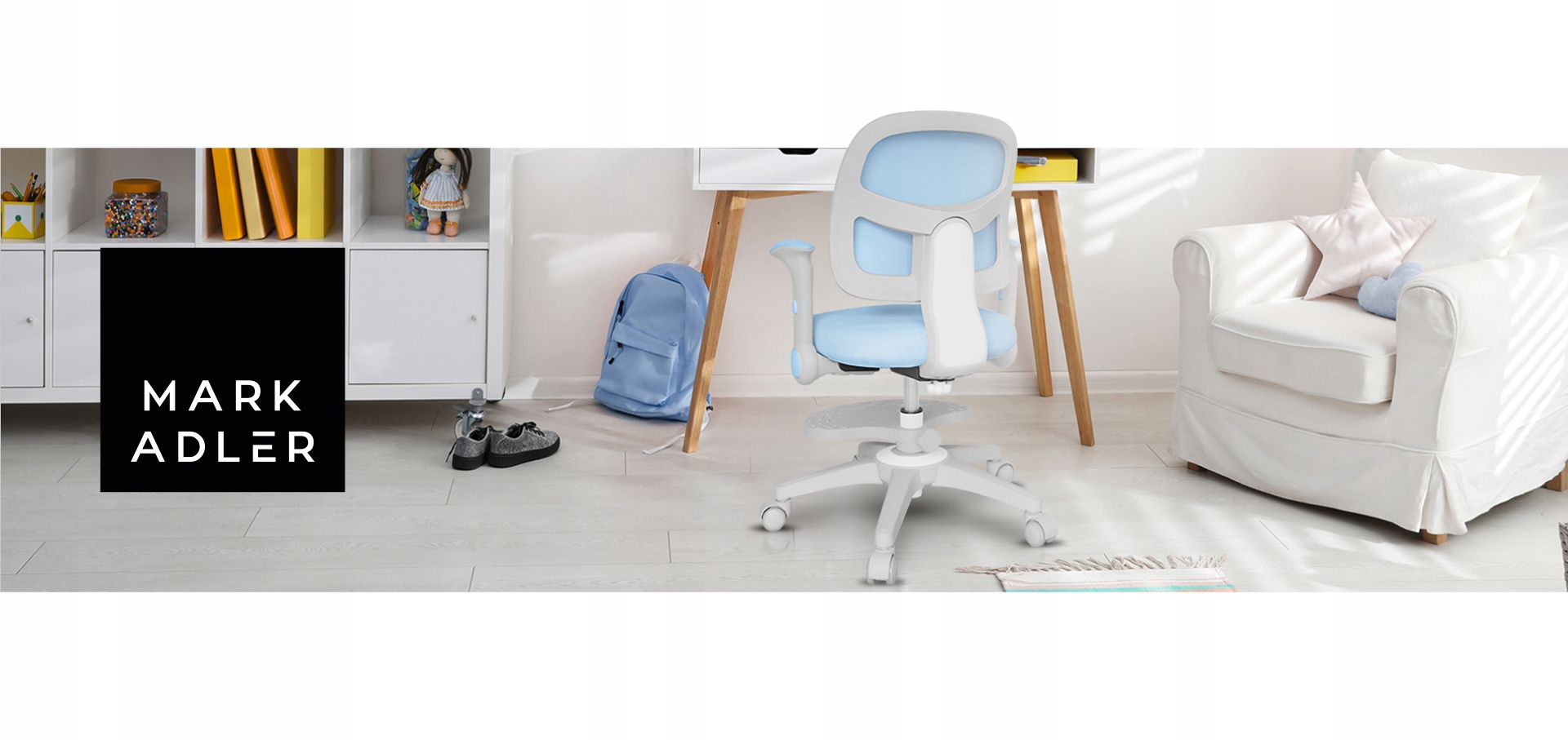 Wygodny podnóżek z regulacją