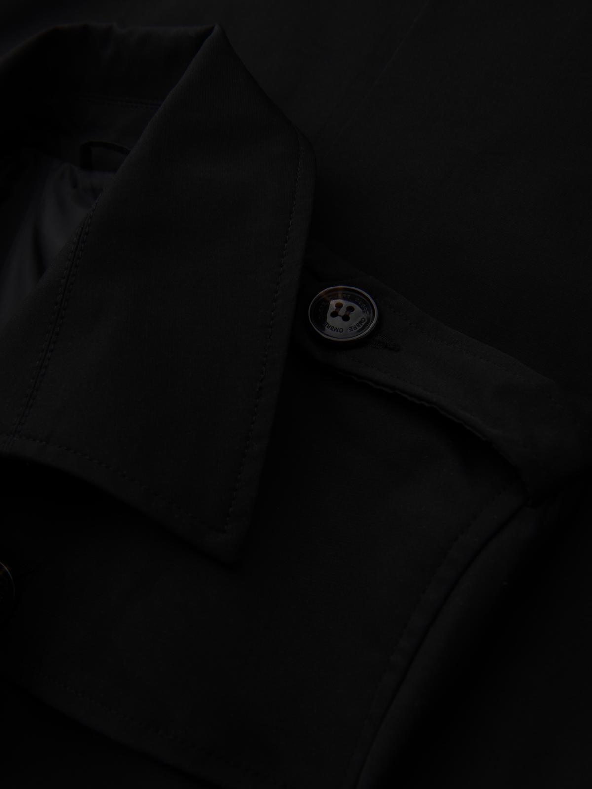 Funkcjonalne kieszenie – Praktyczność w eleganckim wydaniu