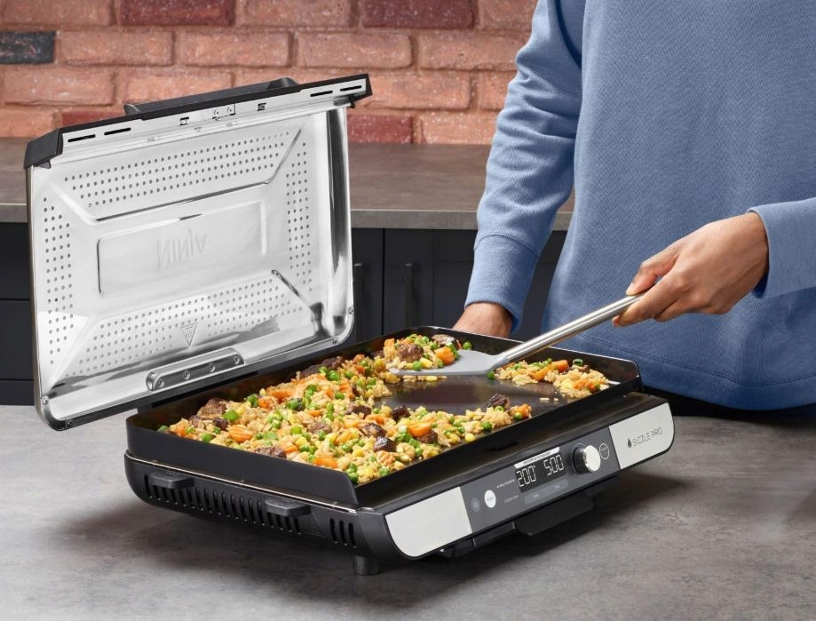 Funkcje gotowania – Trzy opcje z regulowaną pokrywą