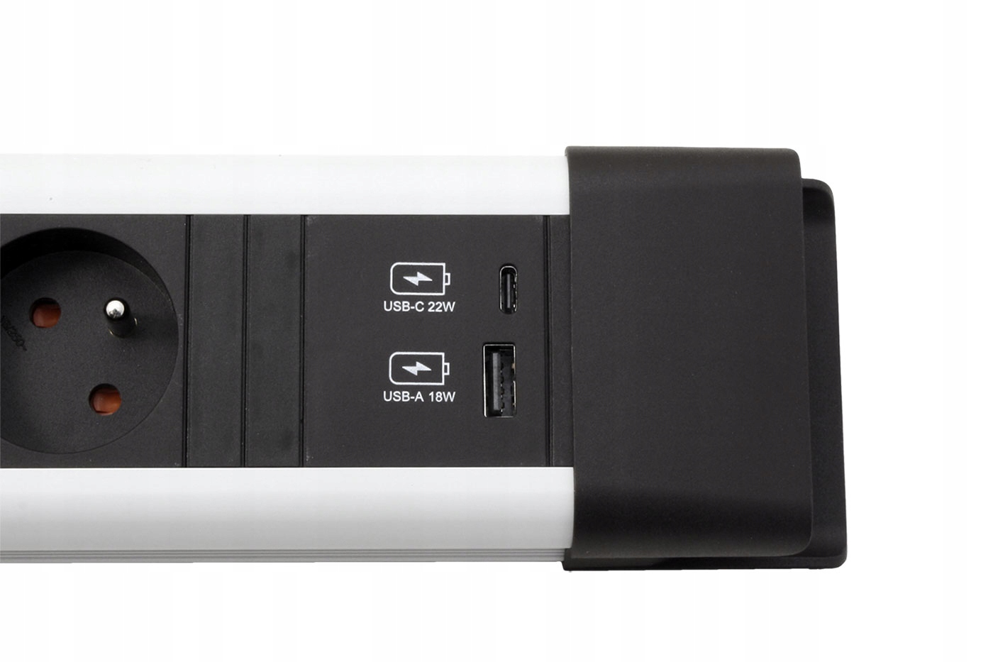 Ergonomiczny design z kątowymi gniazdami dla łatwego podłączenia