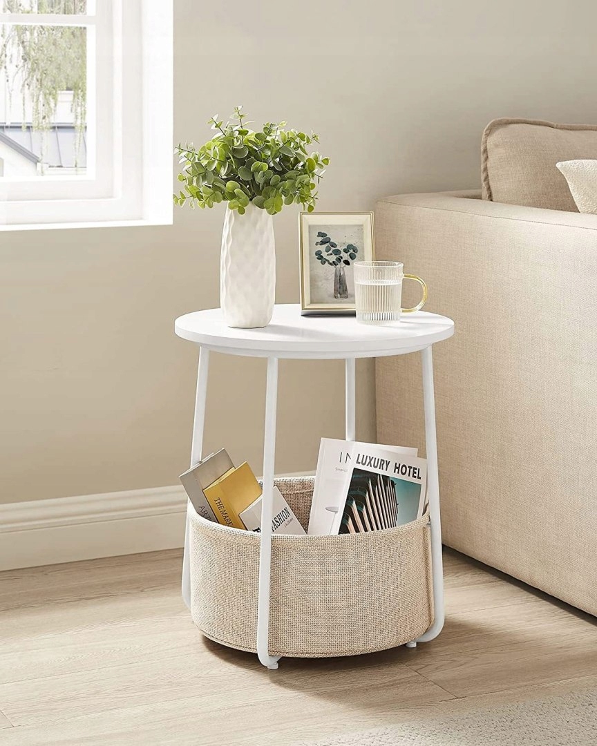 Stabilna konstrukcja z regulowanymi nóżkami – dostosuj do każdej powierzchni