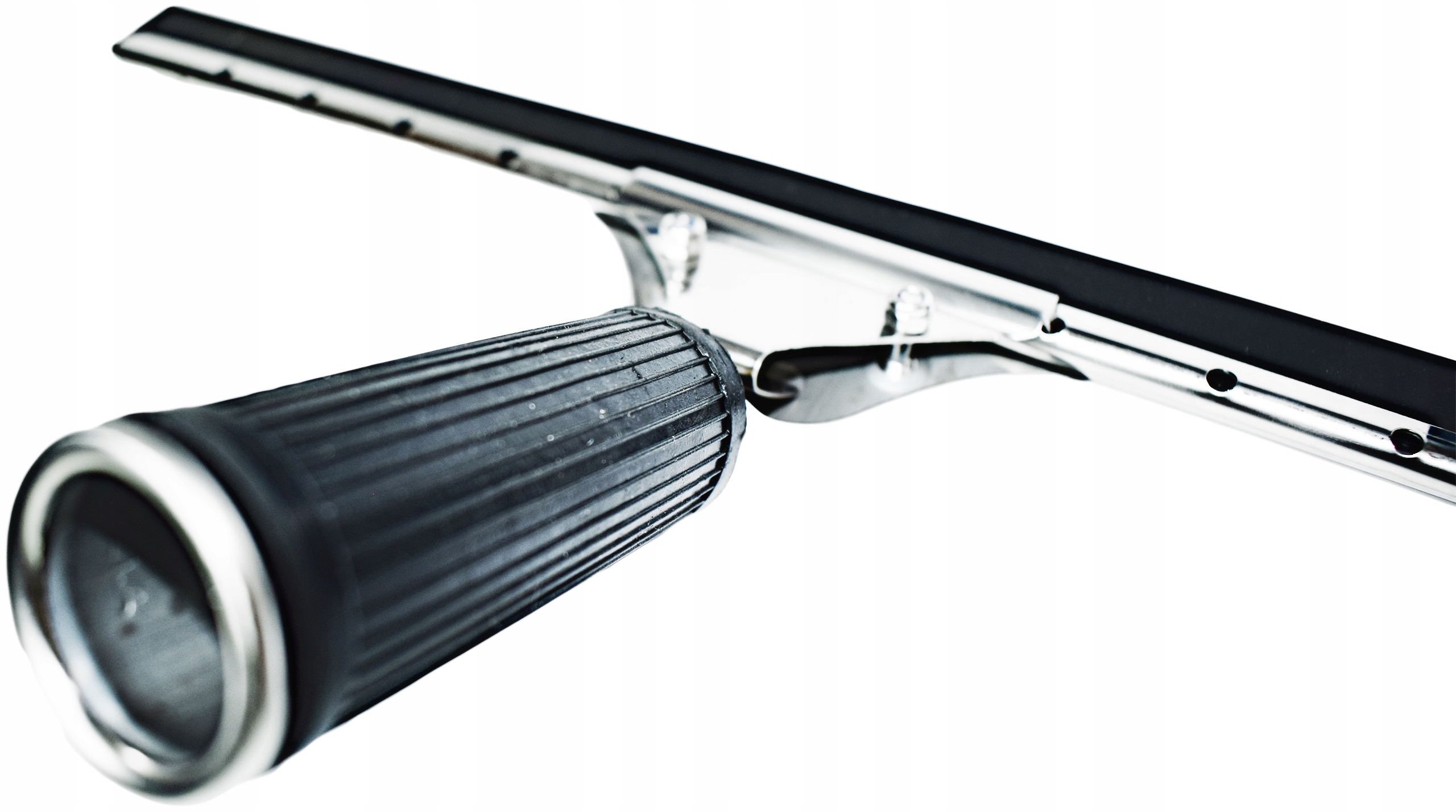 Ergonomiczny uchwyt i gumowa osłona