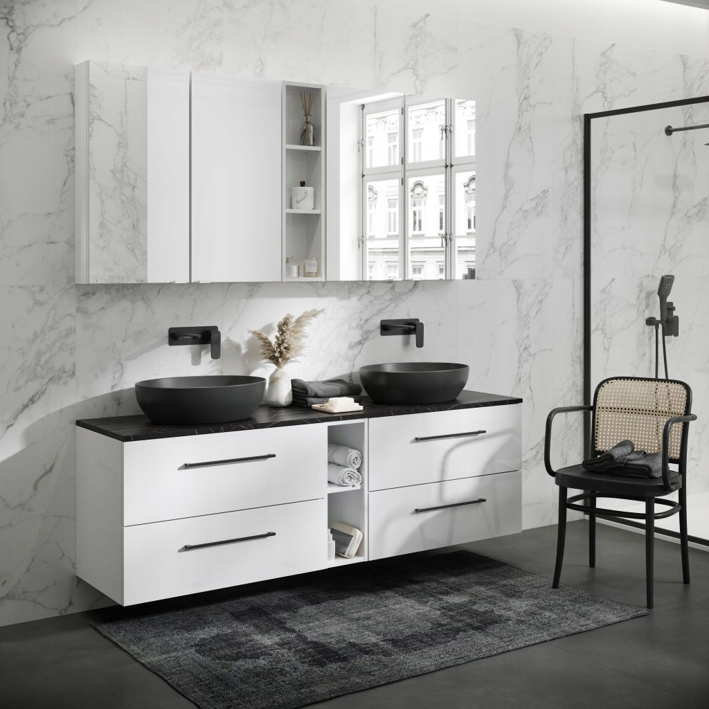 Praktyczny design – Otwarta półka i brak drzwi