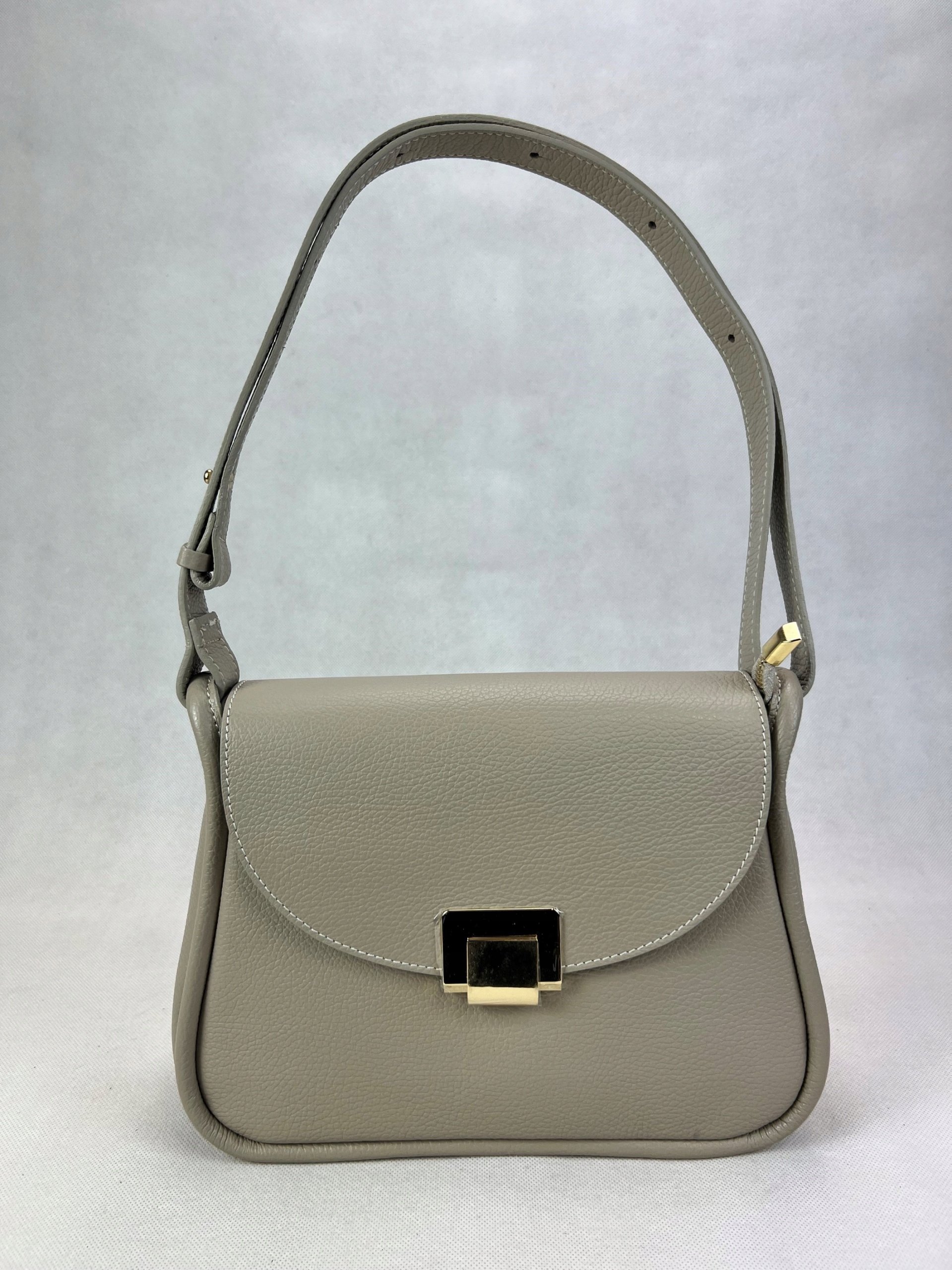 Anpa torebka COCO bezowa – Elegancja i styl w Twojej kolekcji