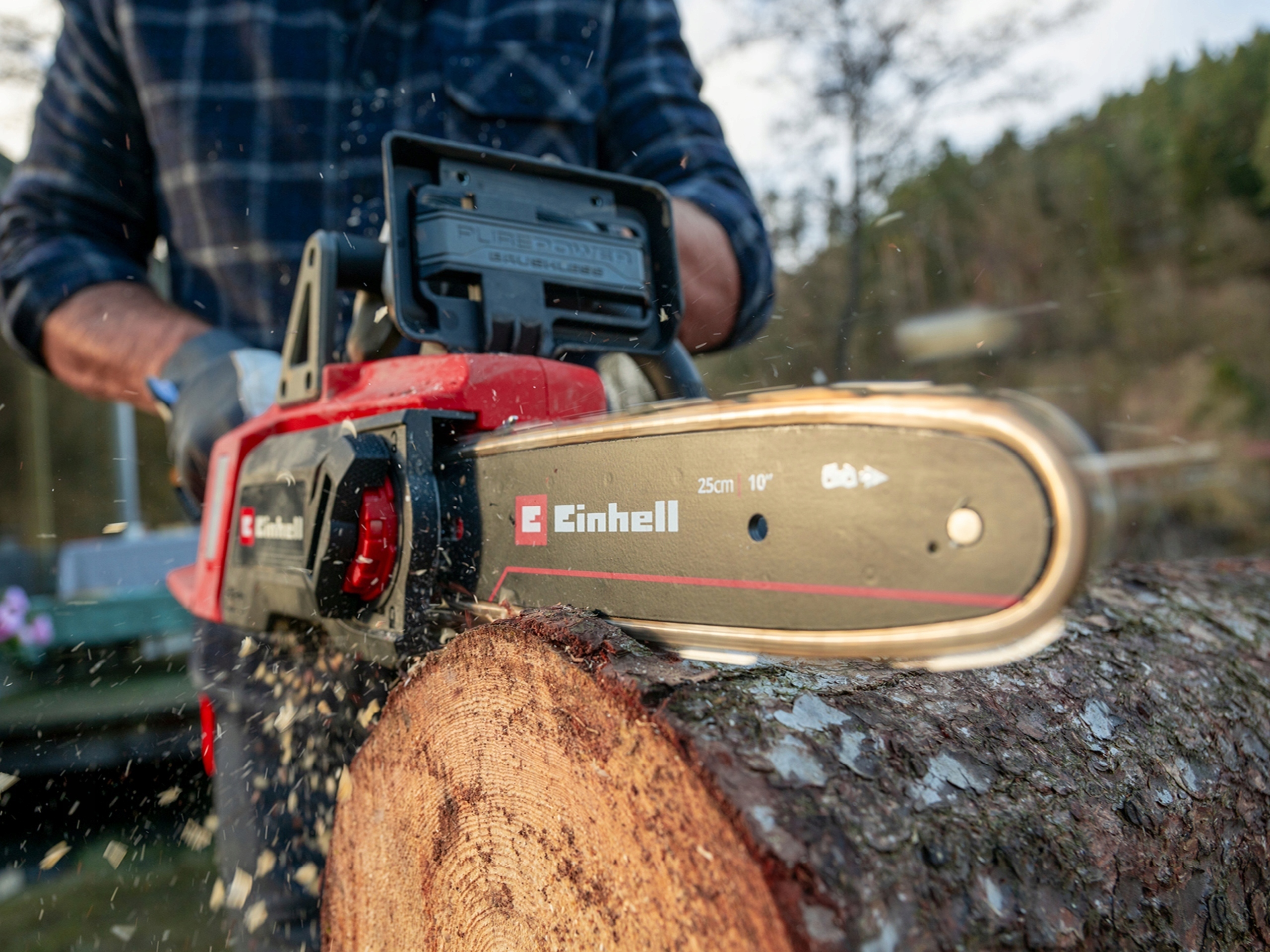 Ergonomiczny uchwyt i stabilna konstrukcja dla komfortu użytkowania