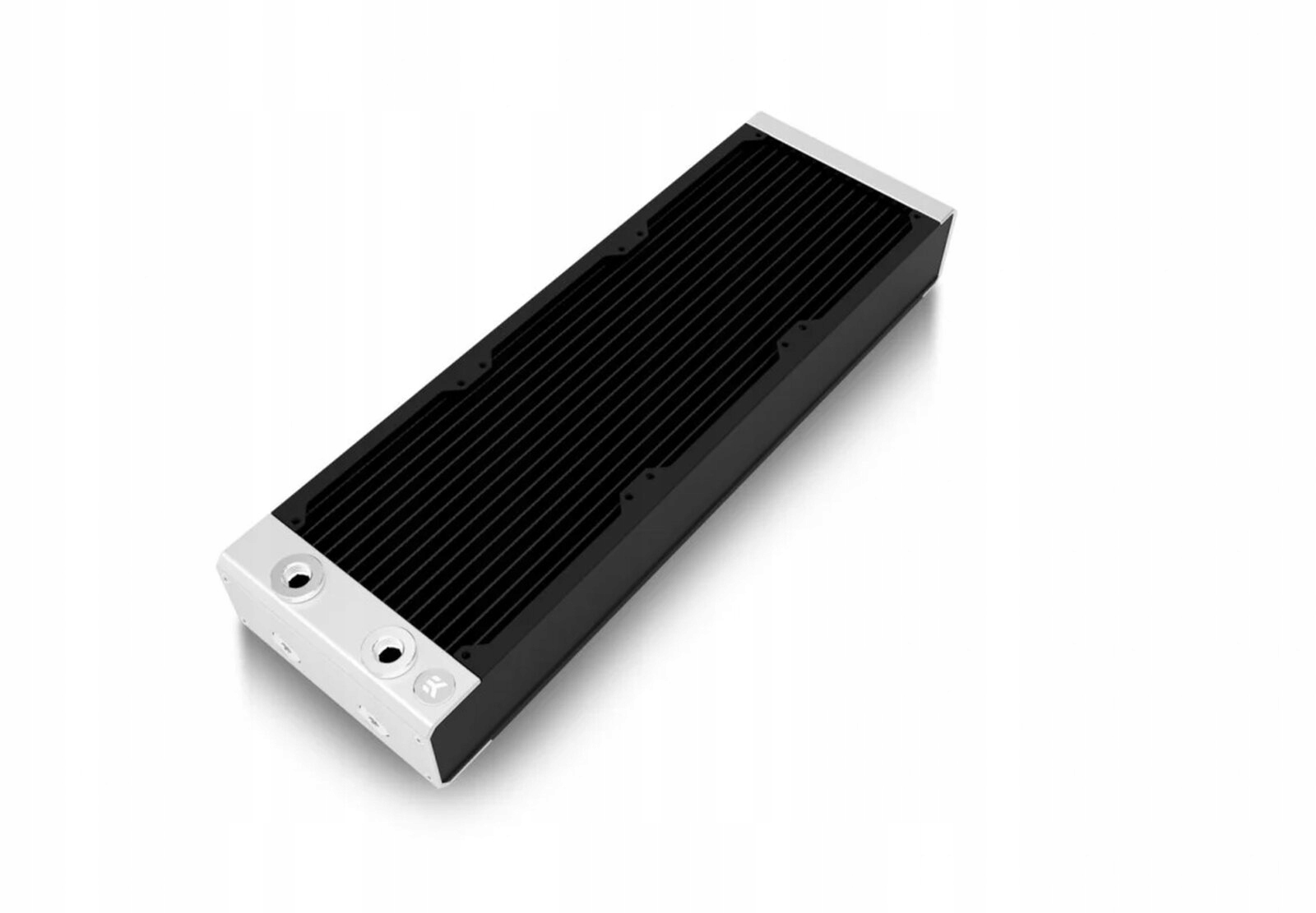 EKWB EK-Quantum Surface X360M – Wydajny radiator do chłodzenia cieczą