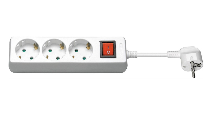Listwa zasilająca MicroConnect GRU0033WS – Wygodne zasilanie w Twoim domu