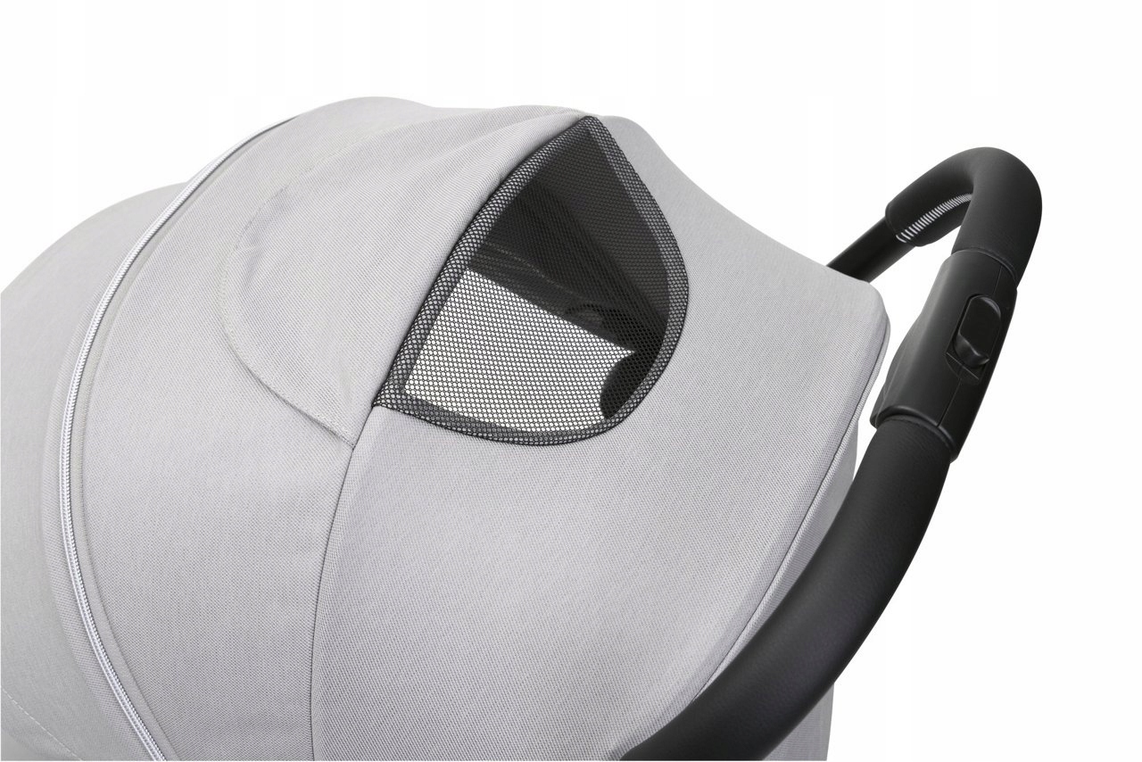 Budka z ochroną UV50+ i wentylacją